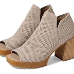 Eileen Fisher